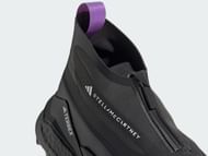 A closer look at the ASMCTERREX Free Hiker GTX (Image via Stella McCartney)